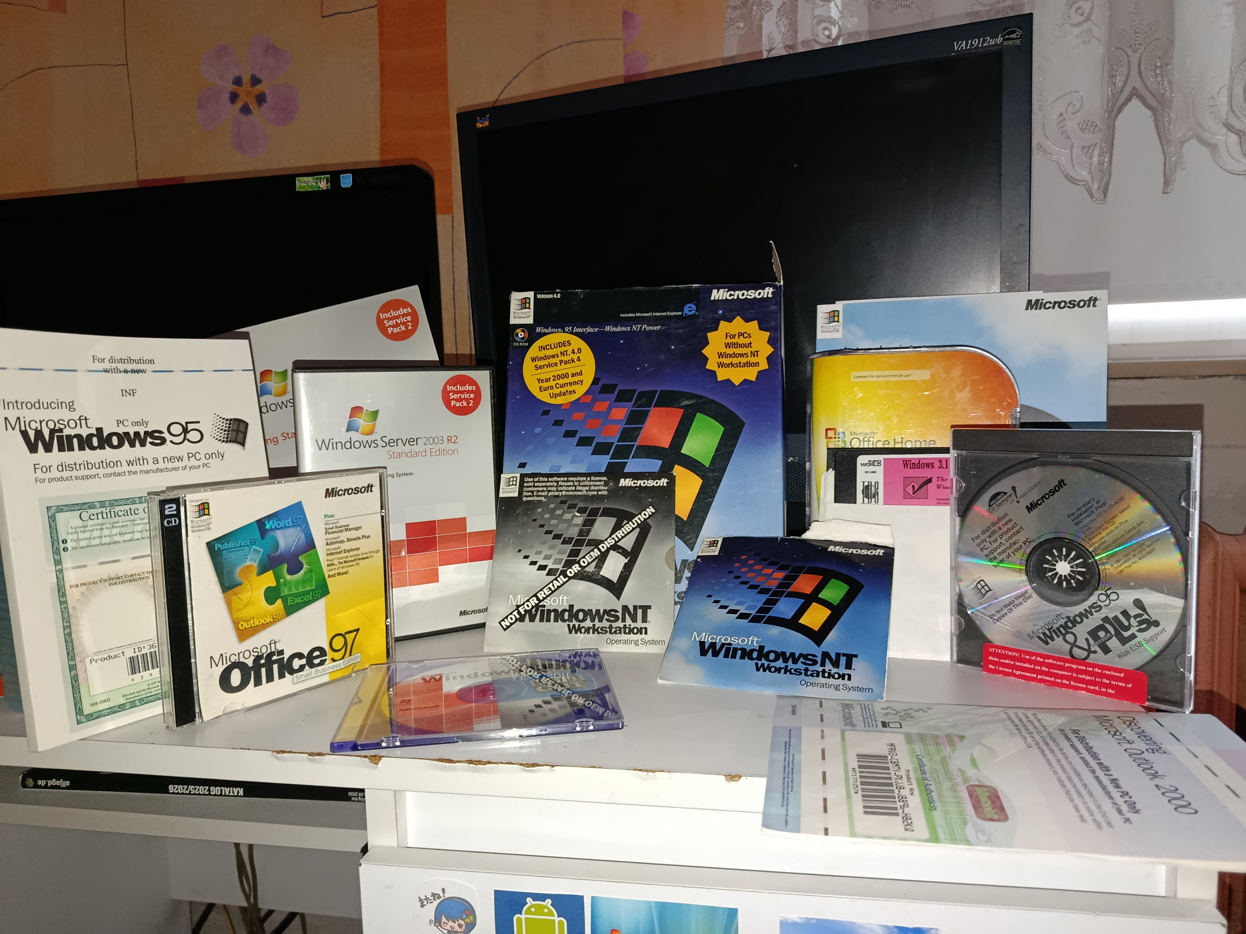 My outdated software collection (I love it) - Frutiger Aero Archive Forums